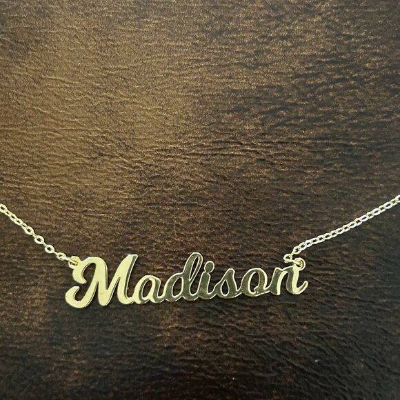 14K Gold Plated Personalized Name Dainty Necklace - Picture 2 of 8